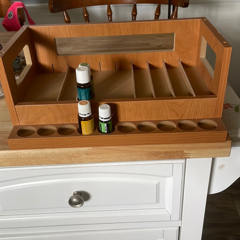 Essential oil display holder